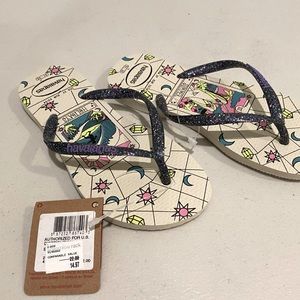 Havainas size 2!! NWT!